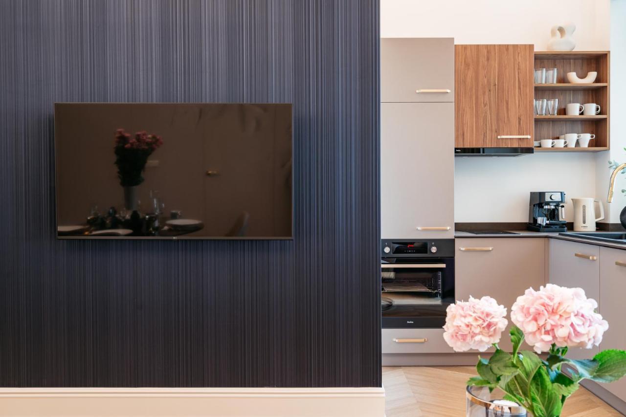 Dandelion Apartment - Loftaffair คราคูฟ ภายนอก รูปภาพ
