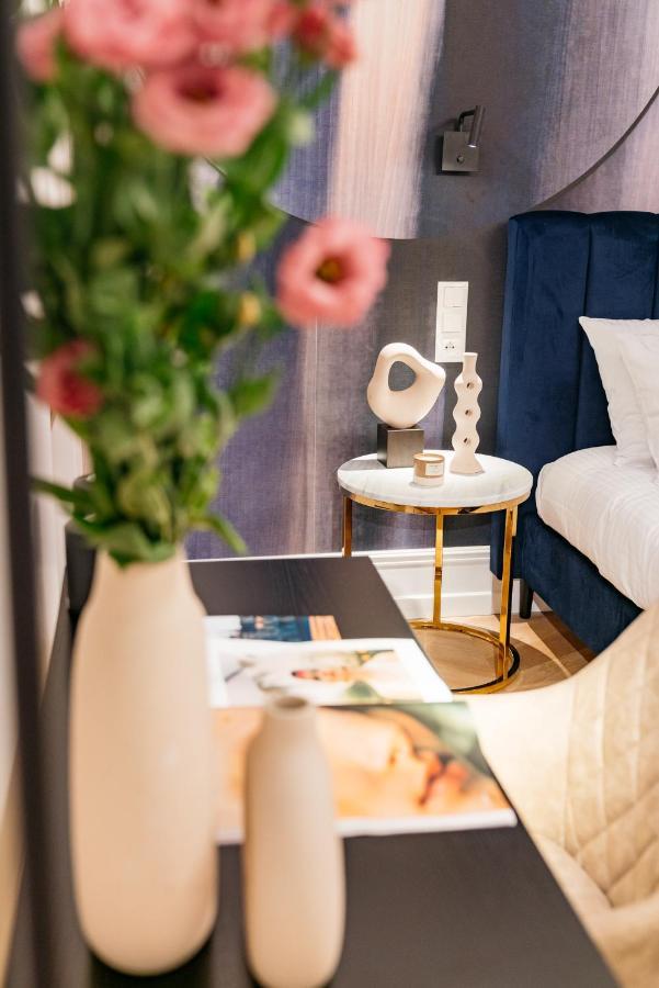 Dandelion Apartment - Loftaffair คราคูฟ ภายนอก รูปภาพ