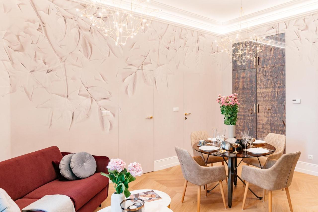 Dandelion Apartment - Loftaffair คราคูฟ ภายนอก รูปภาพ