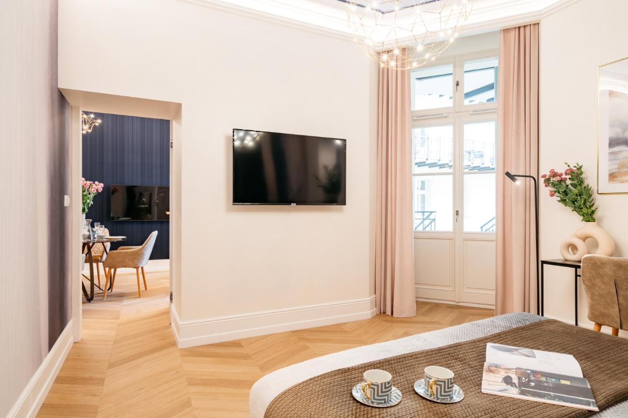 Dandelion Apartment - Loftaffair คราคูฟ ภายนอก รูปภาพ