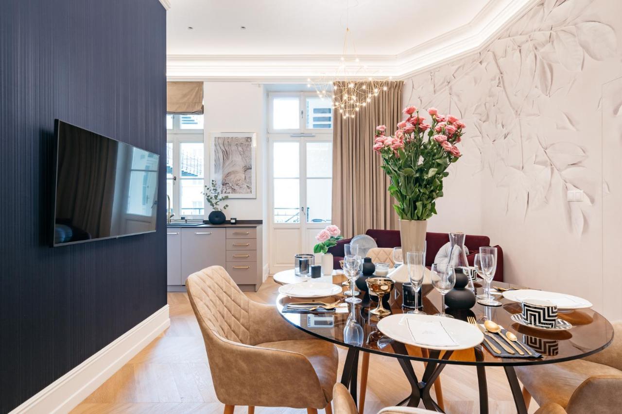 Dandelion Apartment - Loftaffair คราคูฟ ภายนอก รูปภาพ